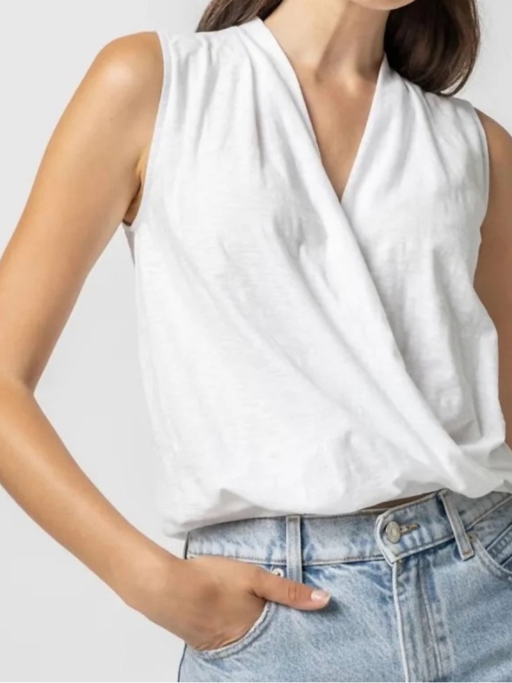 J. McLaughlin White Gulf Wrap Top Size: S